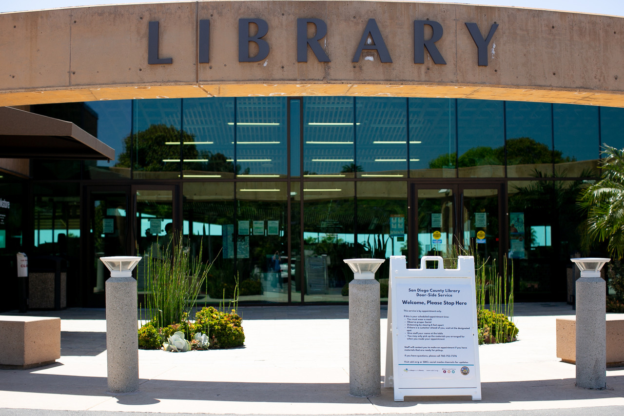 Encinitas Public Library